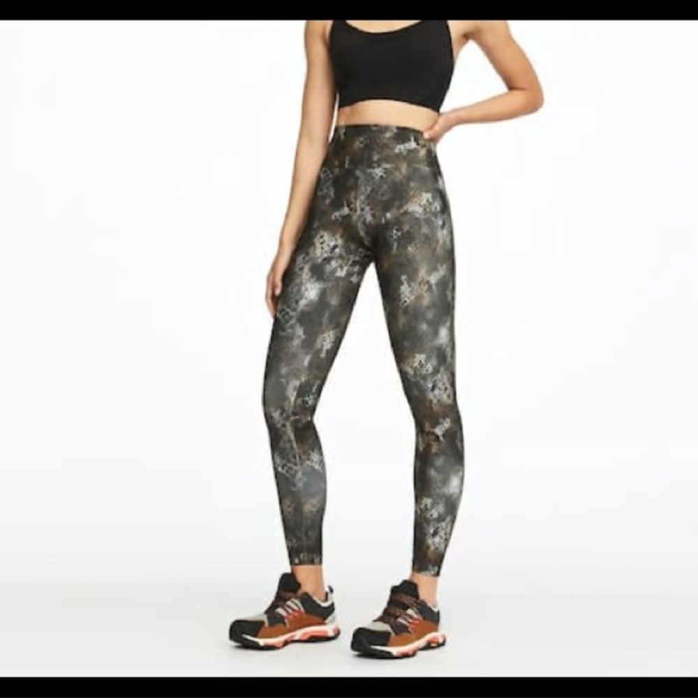 OYSHO REPTILE LEGGINGS MED